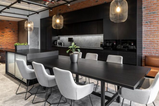 hybridní model práce